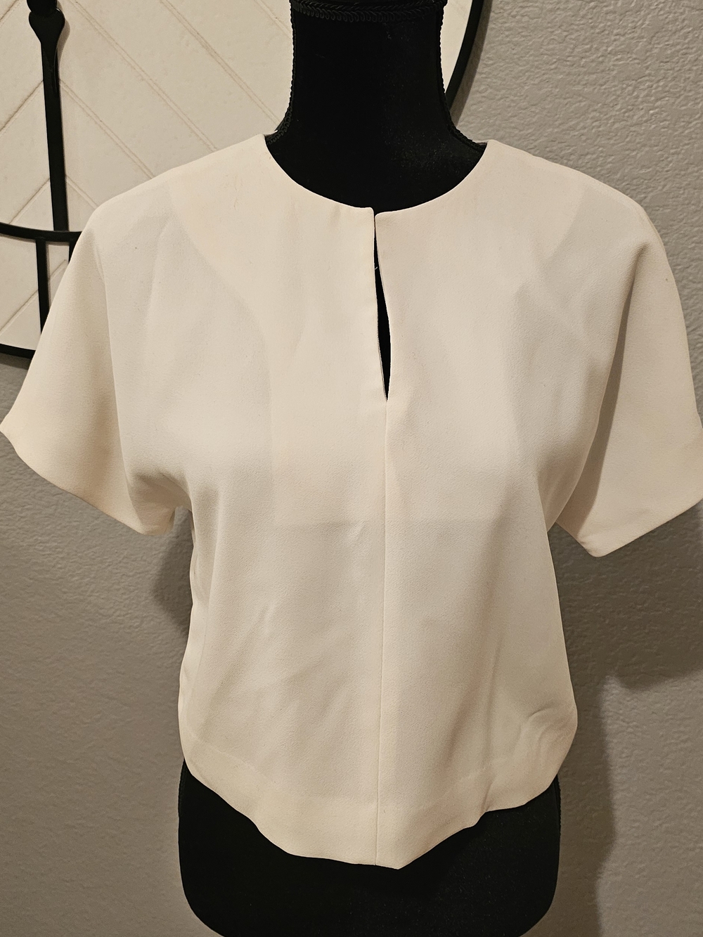 J Crew Cropped Top Womens 4 Ivory Blouse Cap Sleeve
